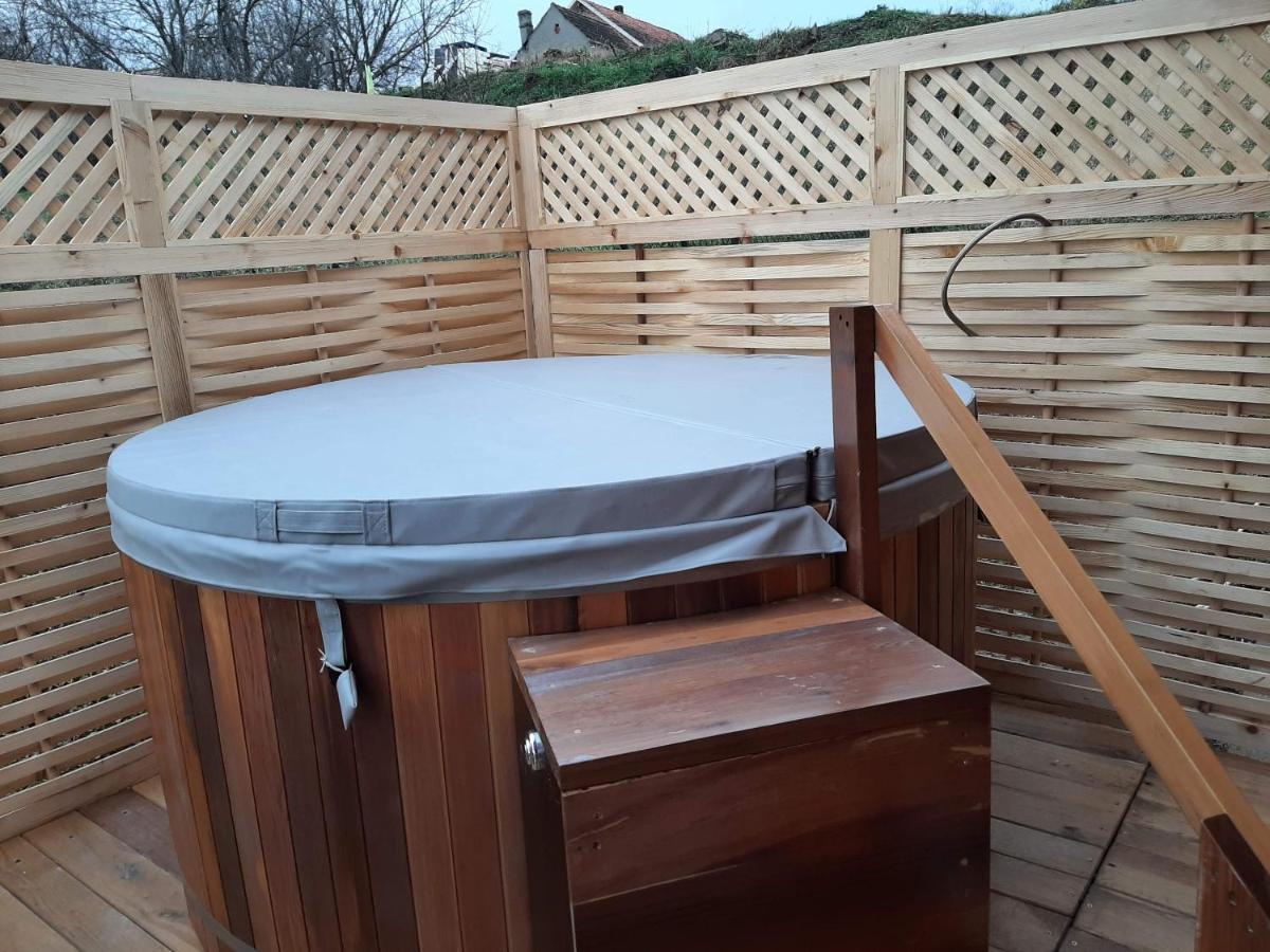 Apartmani Zuti Leptir Vrdnik Zewnętrze zdjęcie