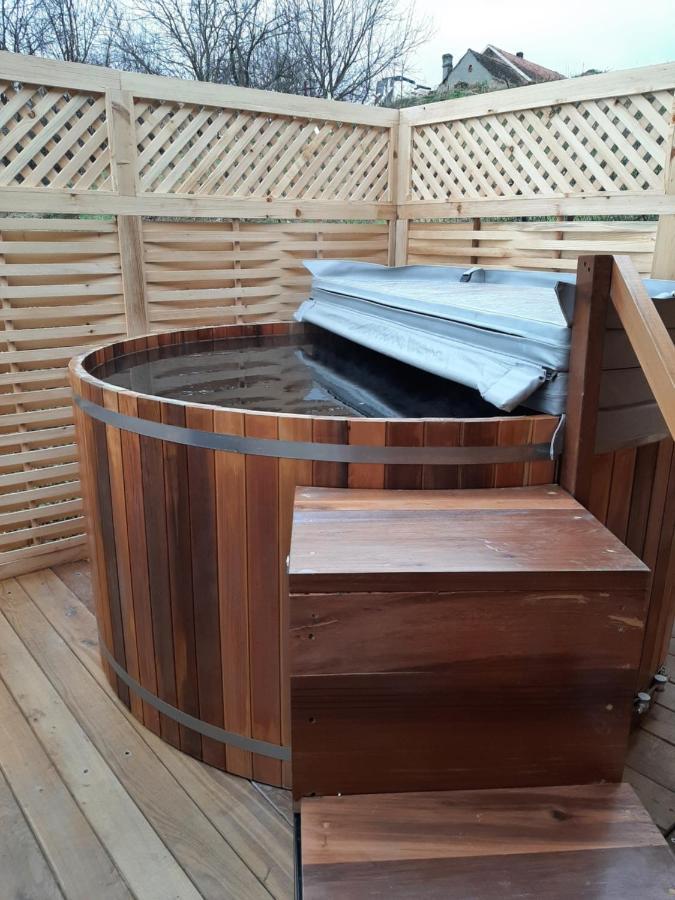 Apartmani Zuti Leptir Vrdnik Zewnętrze zdjęcie