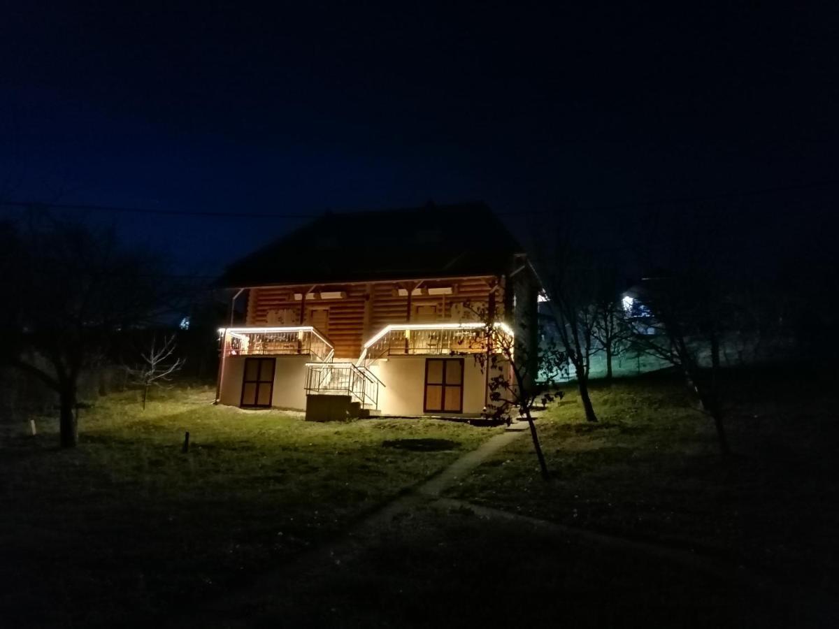 Apartmani Zuti Leptir Vrdnik Zewnętrze zdjęcie