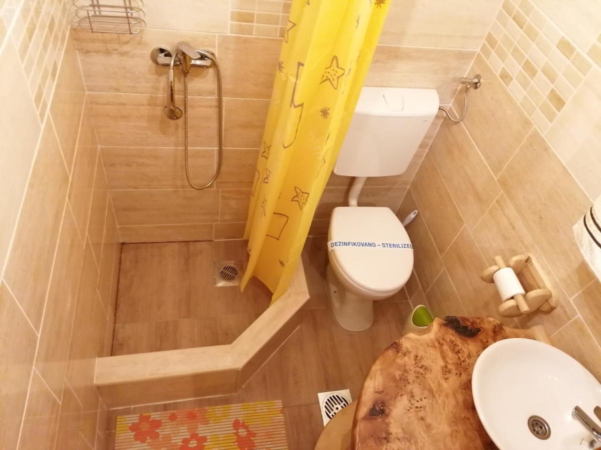 Apartmani Zuti Leptir Vrdnik Zewnętrze zdjęcie