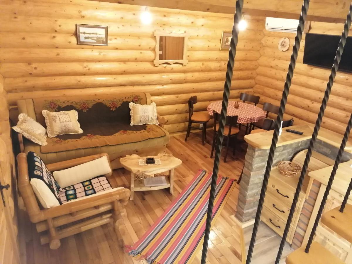 Apartmani Zuti Leptir Vrdnik Zewnętrze zdjęcie