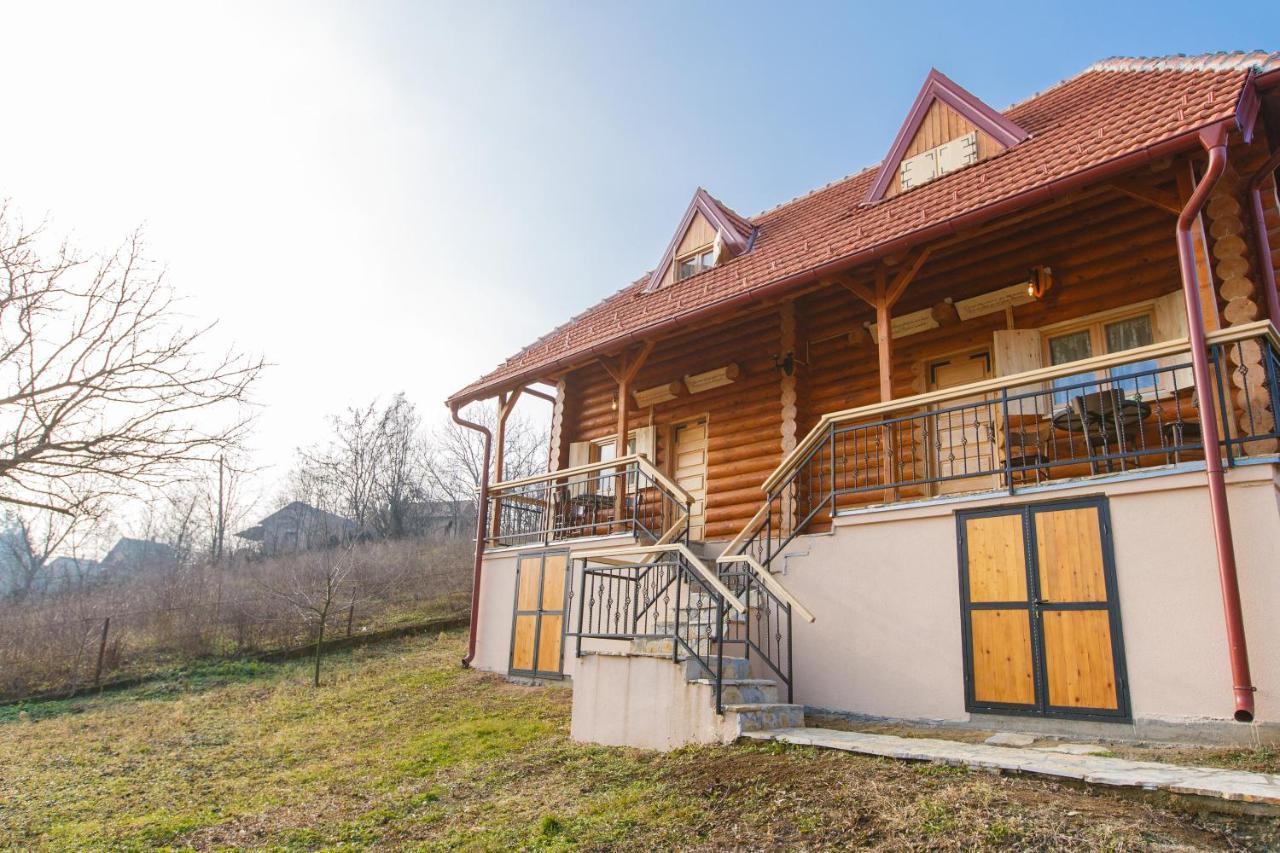 Apartmani Zuti Leptir Vrdnik Zewnętrze zdjęcie